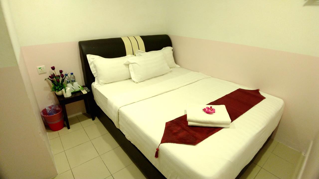 גלוגור Apple 1 Hotel Budget מראה חיצוני תמונה