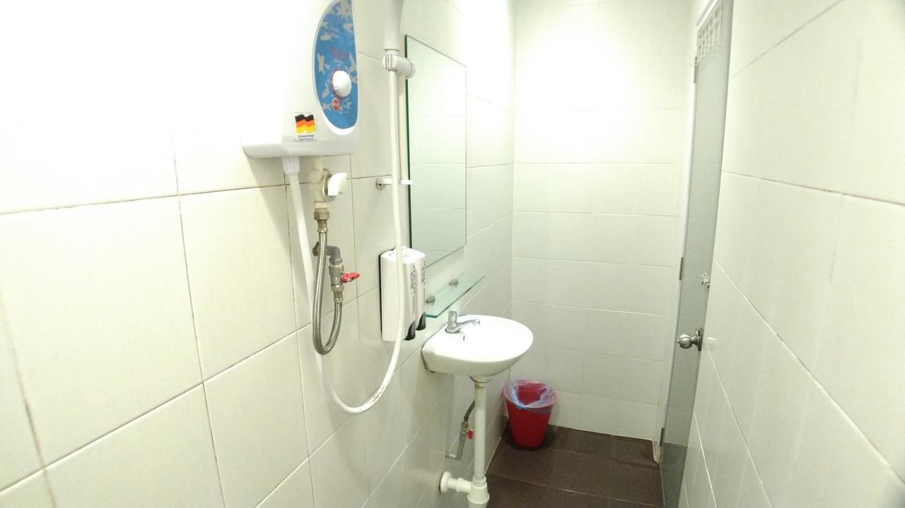 גלוגור Apple 1 Hotel Budget מראה חיצוני תמונה